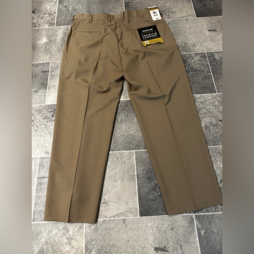 Haggar Khaki Chinos Classic Straight-Leg Dress Pant - Picture 8 of 9